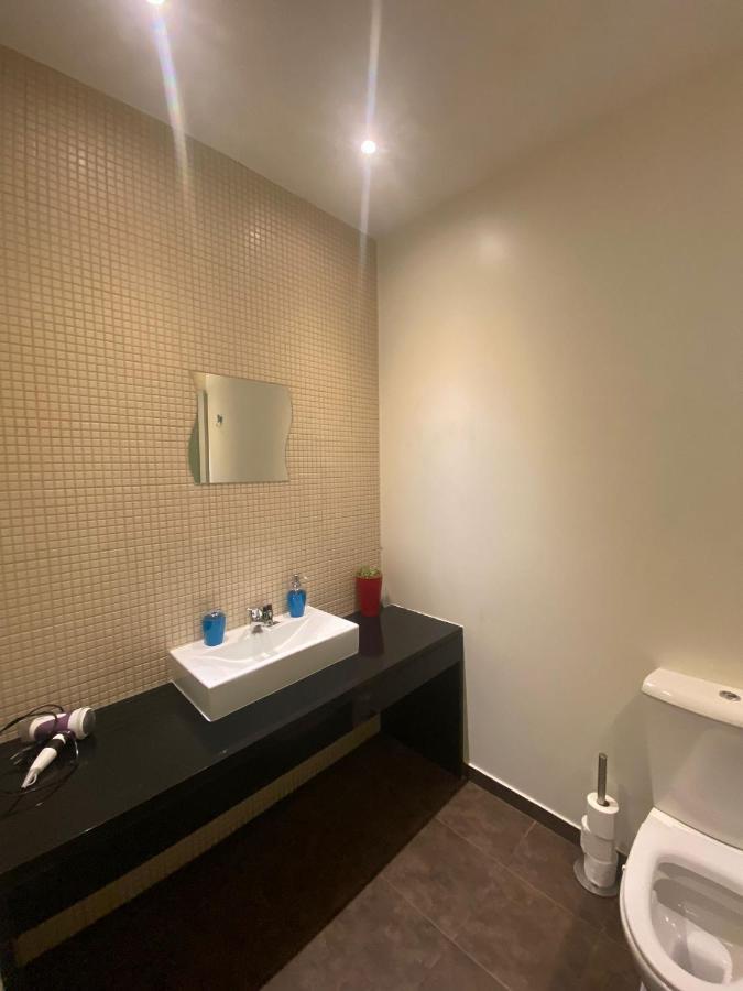 Chiado Happy Rooms Lisbon Exterior photo