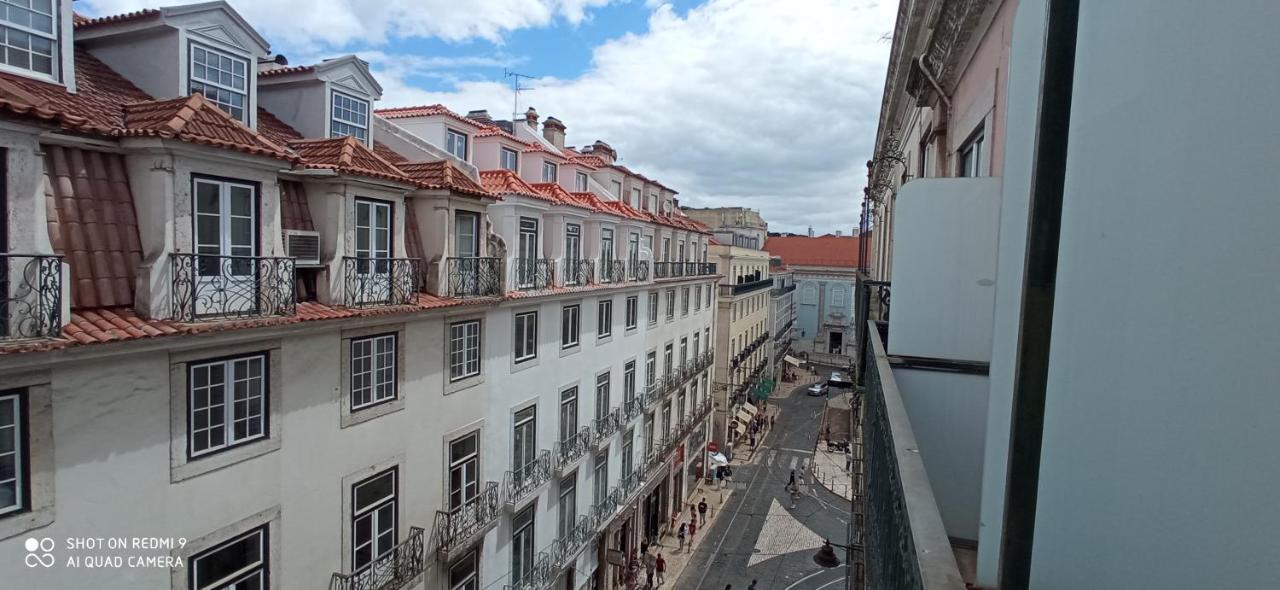 Chiado Happy Rooms Lisbon Exterior photo